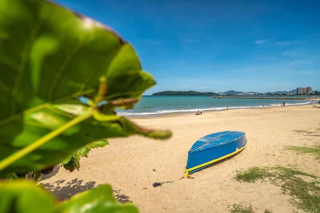 Apartamento 10° Andar, Vista Linda! 200M Praia, 15Km Parque Piçarras Exterior foto